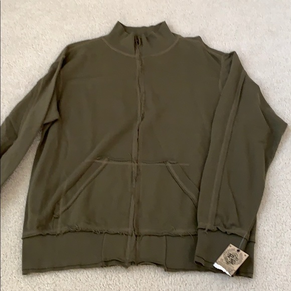 NWT men’s zip up - Picture 2 of 3